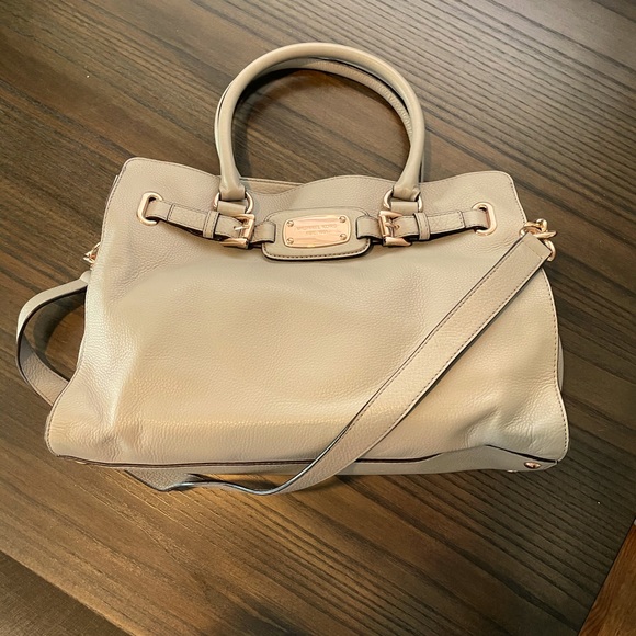 Grey Michael Kors purse - Picture 1 of 6